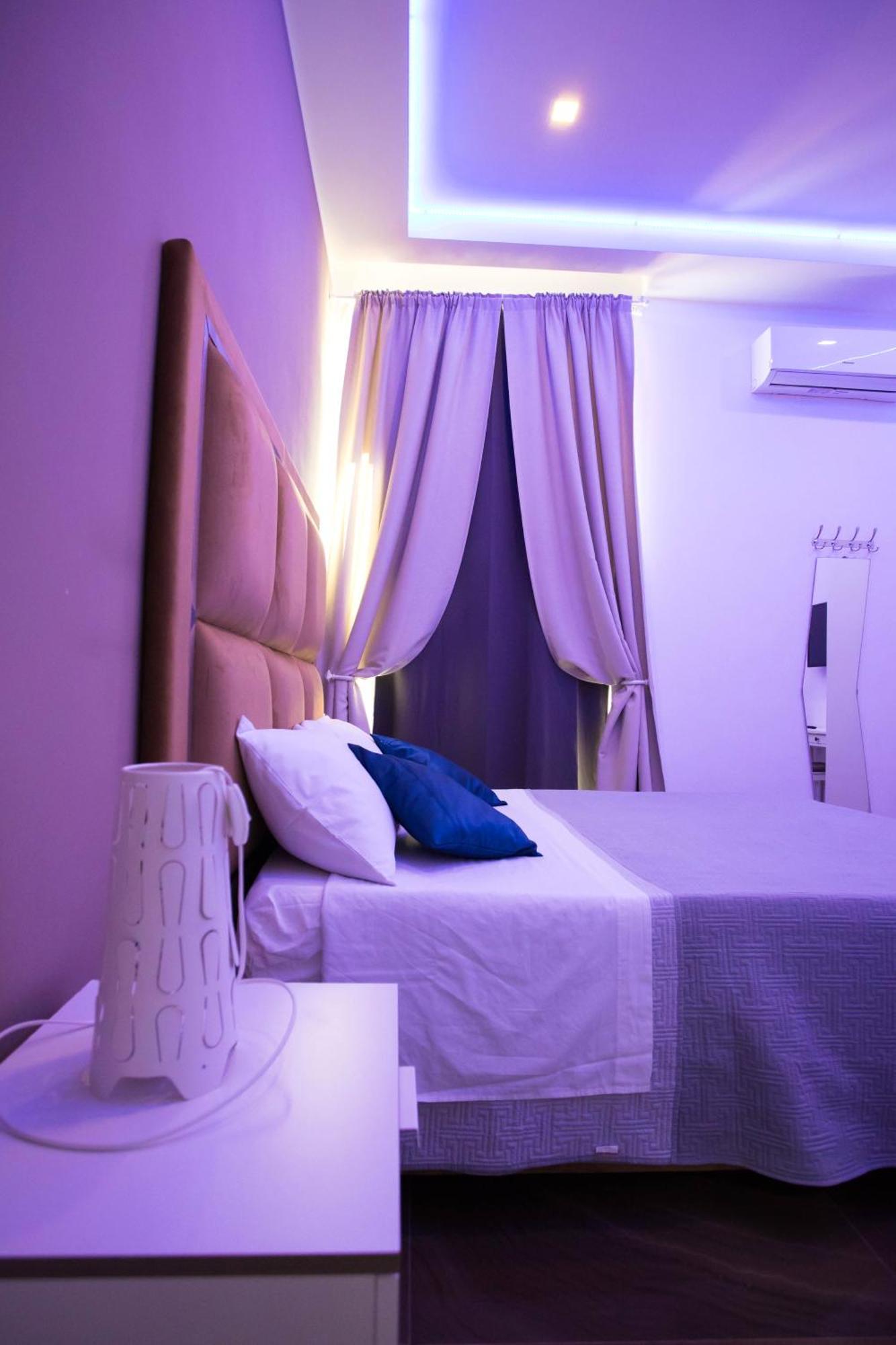 Bed and Breakfast Palazzo 15 Napoli Екстер'єр фото