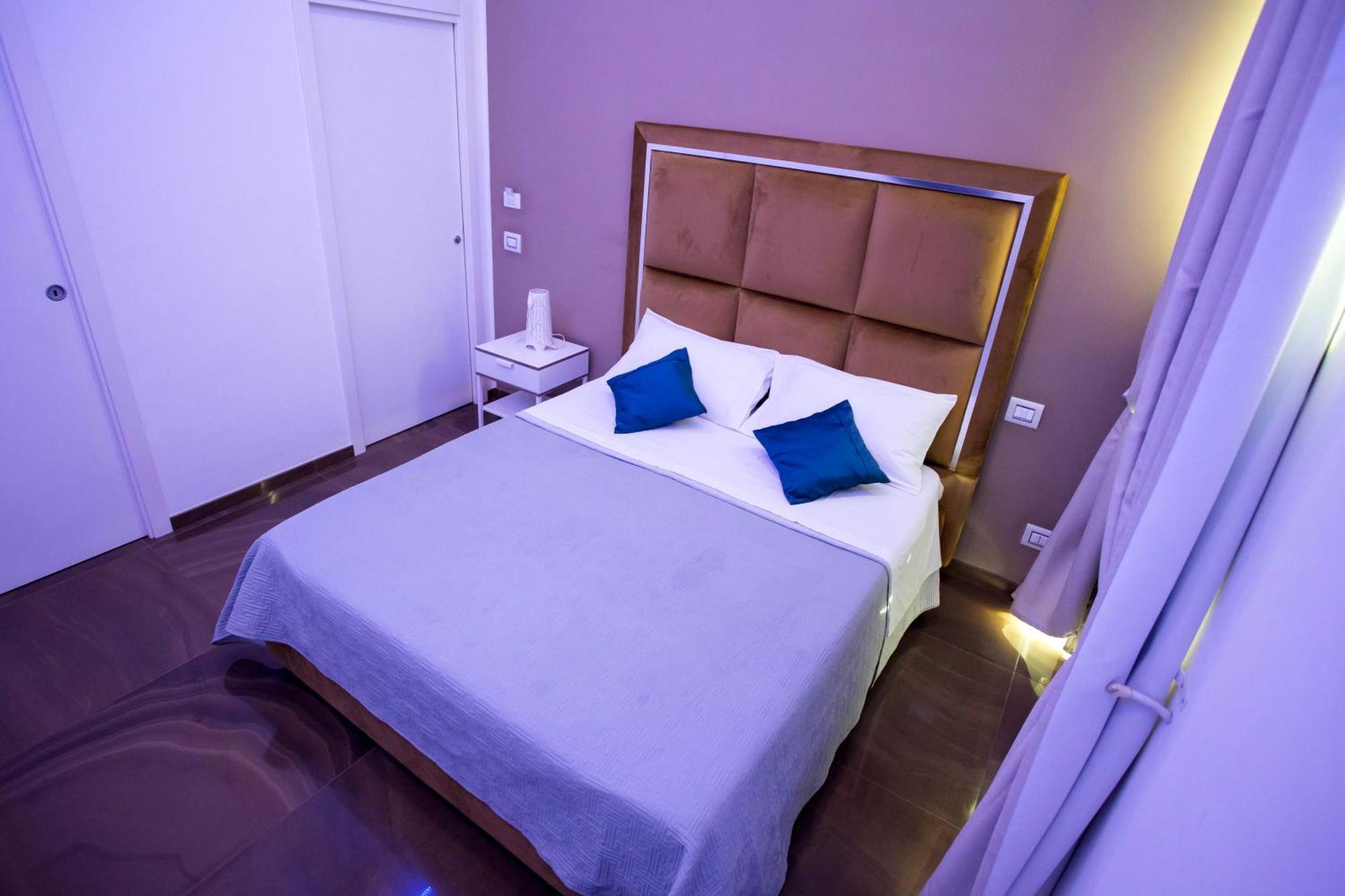 Bed and Breakfast Palazzo 15 Napoli Екстер'єр фото