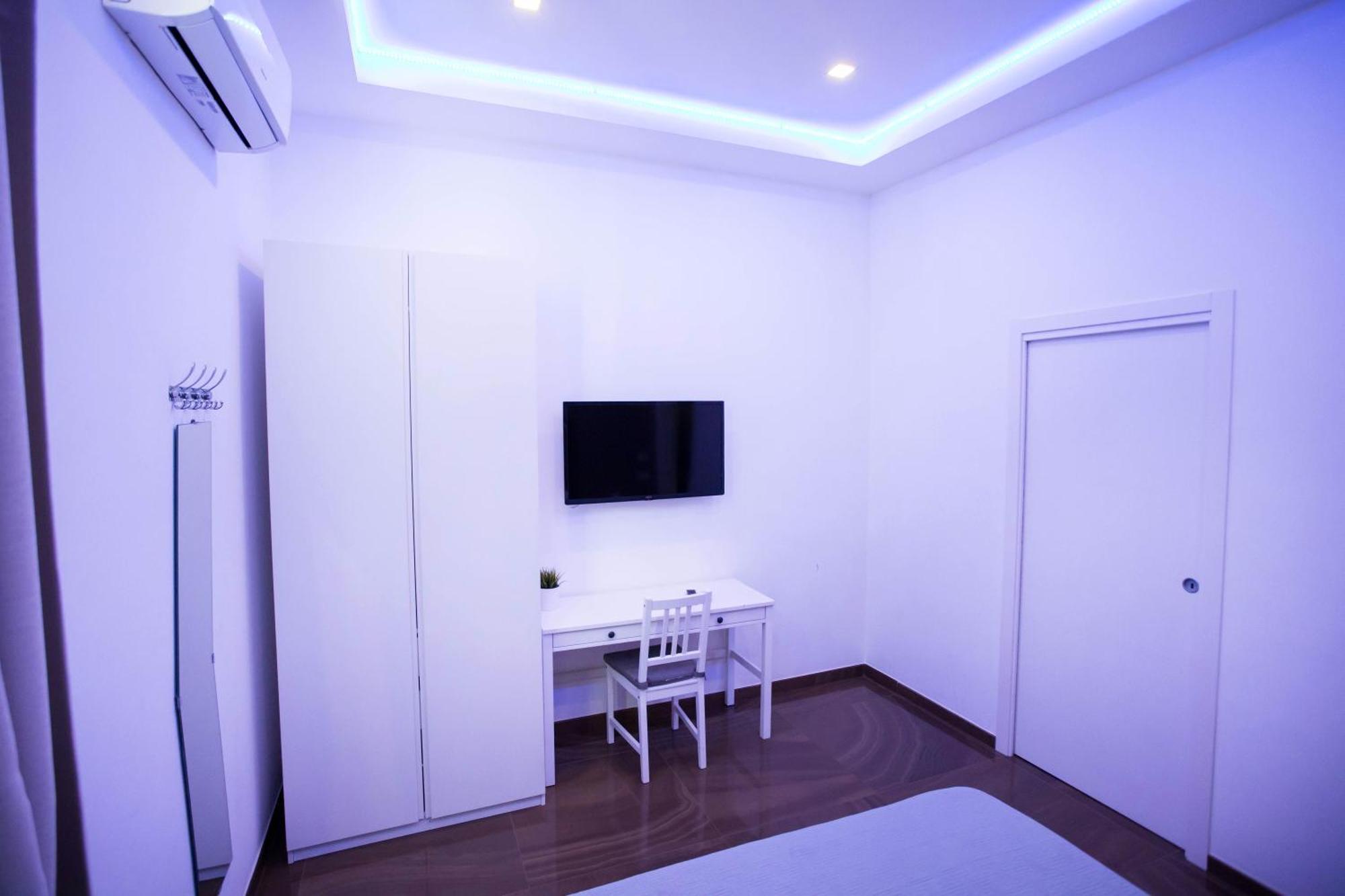 Bed and Breakfast Palazzo 15 Napoli Екстер'єр фото